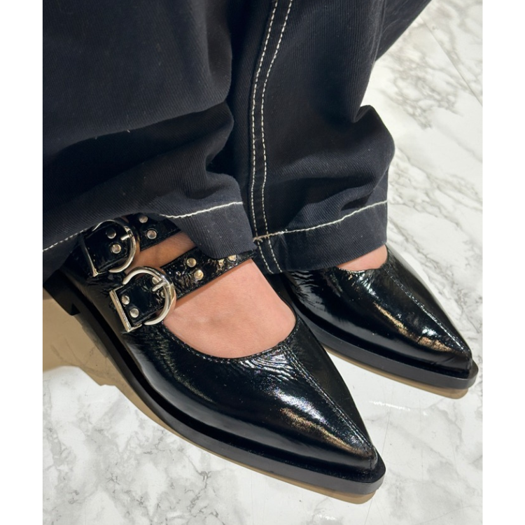 Need sko - Leather patent black