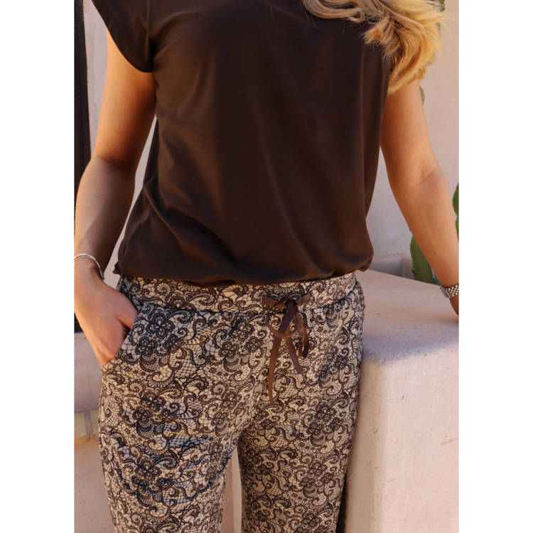 Alma wide buks - Mocca brown lace