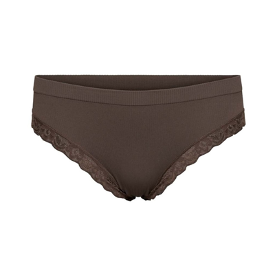 Feline rib trusse - Noce